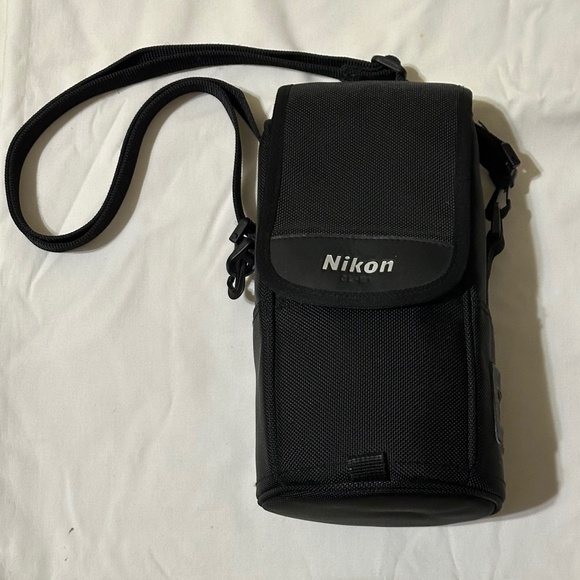 Nikon CL M1 Ballistic Nylon Lens Case